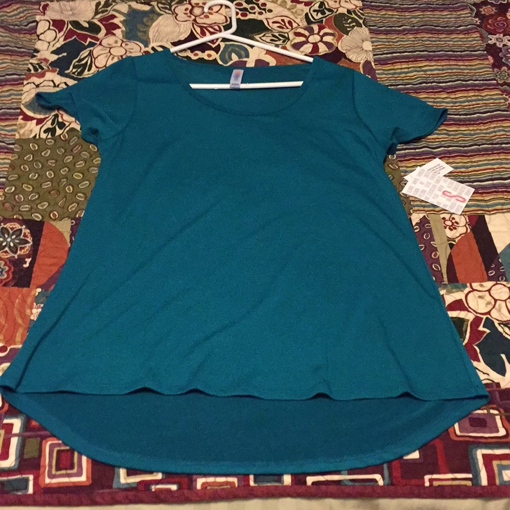 LuLaRoe Classic T, NWT